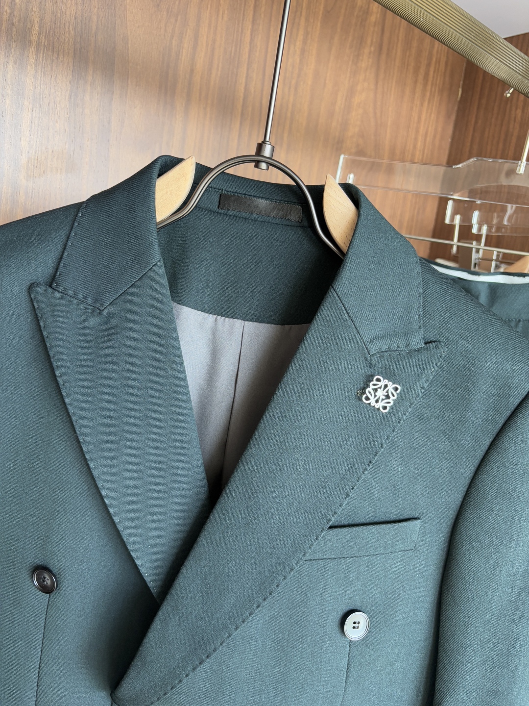Handmade Summer Suit: Elegant, Comfortable, Customized. Unique Details, High Quality Materials, Flattering Design. - 图片 3