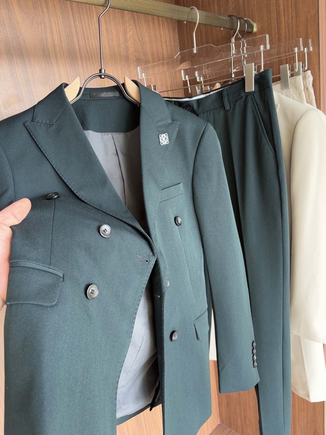 Handmade Summer Suit: Elegant, Comfortable, Customized. Unique Details, High Quality Materials, Flattering Design. - 图片 7