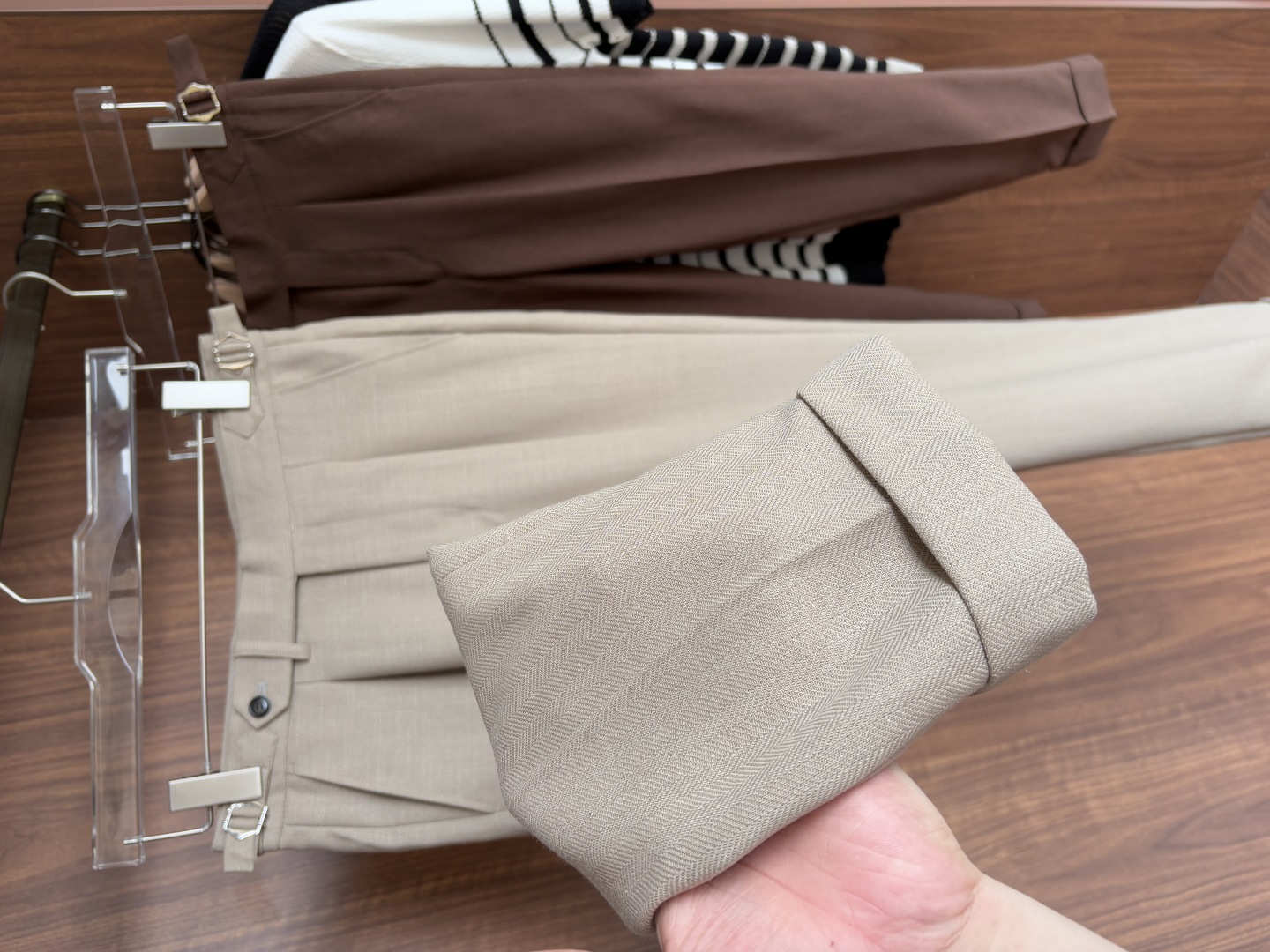 Luxury Naples Fabrics: Timeless Elegance and Comfort in Every Detail - 图片 6