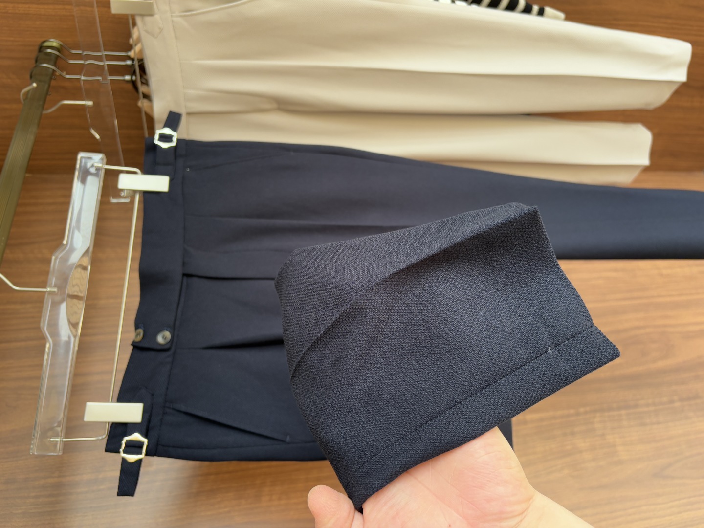 Luxury Naples Fabrics: Timeless Elegance and Comfort in Every Stitch - 图片 6