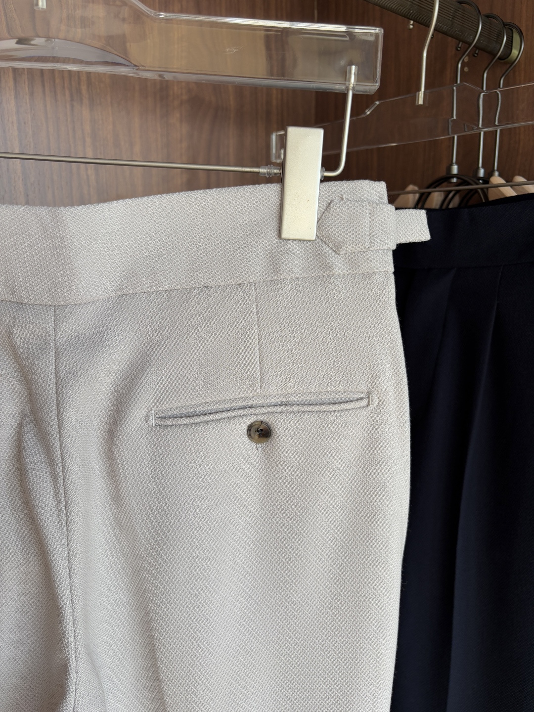 Luxury Naples Fabrics: Timeless Elegance and Comfort in Every Detail - 图片 8