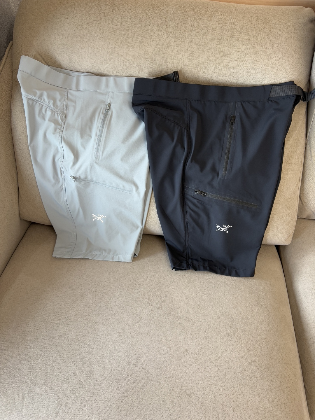 NO:481612,ARCTERYX 2025 summer new style shorts casual pants, custom-made fabric for counter, breathable and comfortable, impeccable details, brand element design concept, reflects quality. The feel is delicate and soft!  It is casually cut, with a great upper body style!  Code number M-3XL, arc'teryx, shorts, alexander wang19860909ARCTERYX 始祖鸟 2025夏季新款 短裤 休闲裤,专柜定制面料 透气舒适度高,细节无可挑剔,品牌元素设计理念,体现品质.手感细腻柔软！呈现休闲裁剪,上身版型超赞！码数M-3XL,arc'teryx,shorts,alexander wang,Men's clothing