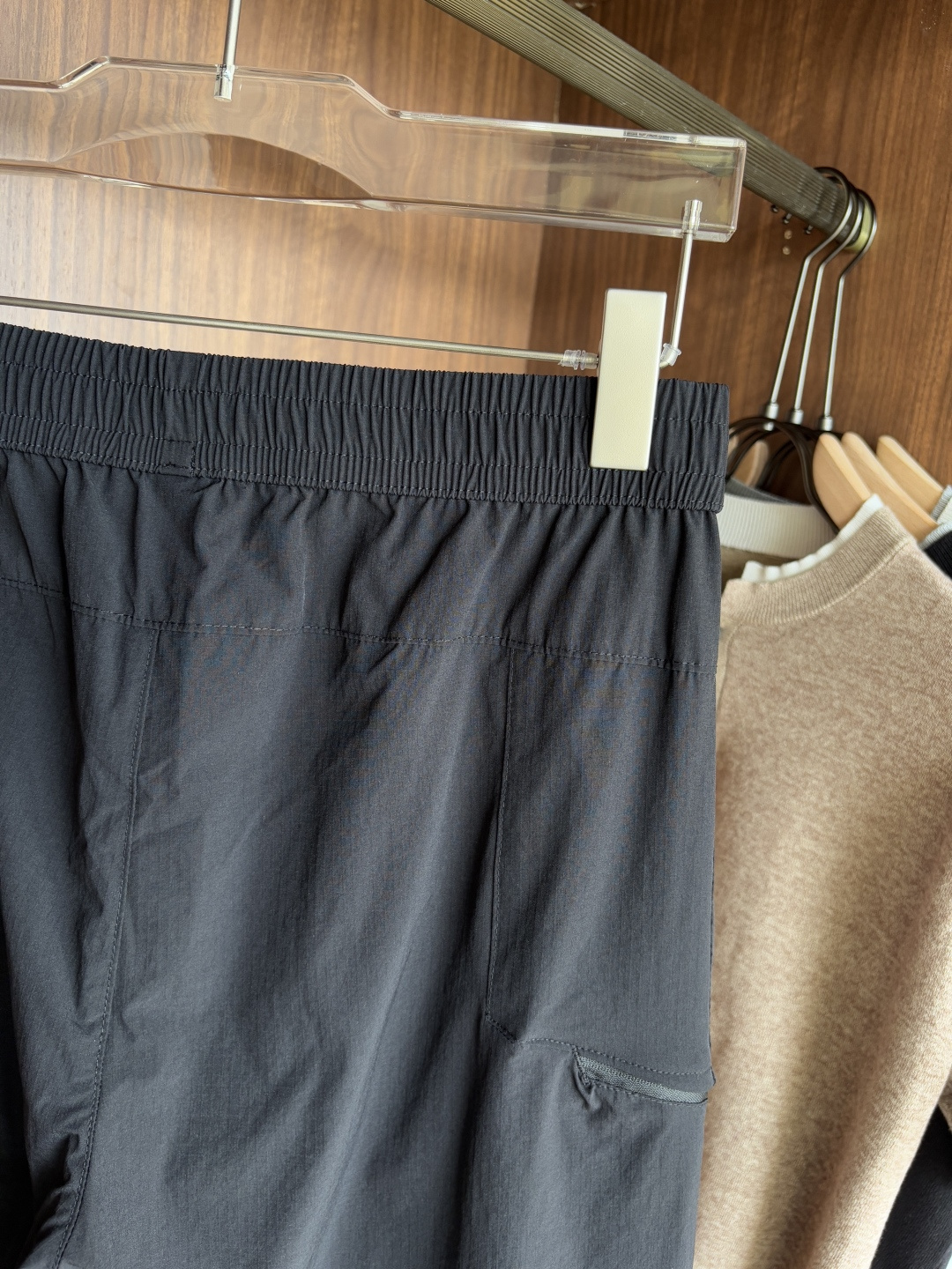 始祖鸟 官网同步 经典户外 工装裤 颜色超级正 海外同步发型 今年流行趋势 进口科技面料 M-3XL