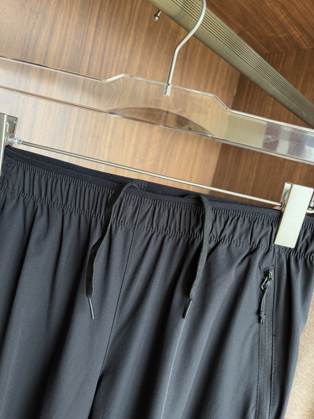 始祖鸟 官网同步 经典户外 工装裤 颜色超级正 海外同步发型 今年流行趋势 进口科技面料 M-3XL