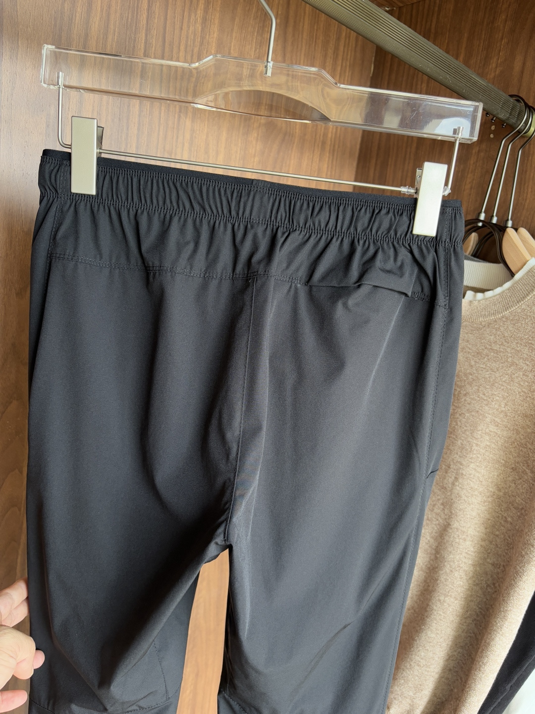 始祖鸟 官网同步 经典户外 工装裤 颜色超级正 海外同步发型 今年流行趋势 进口科技面料 M-3XL