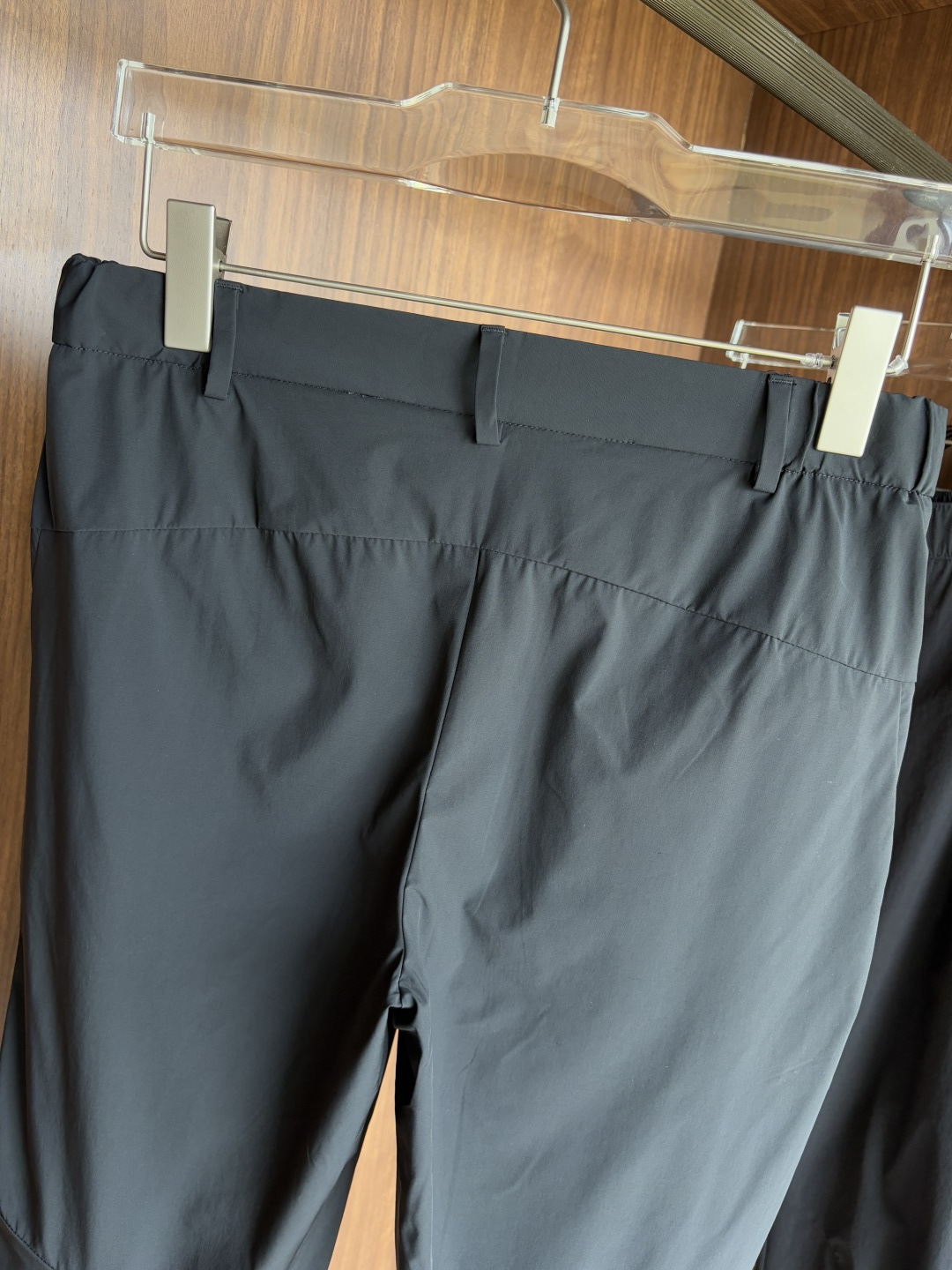 始祖鸟 官网同步 经典户外 工装裤 颜色超级正 海外同步发型 今年流行趋势 进口科技面料 M-3XL