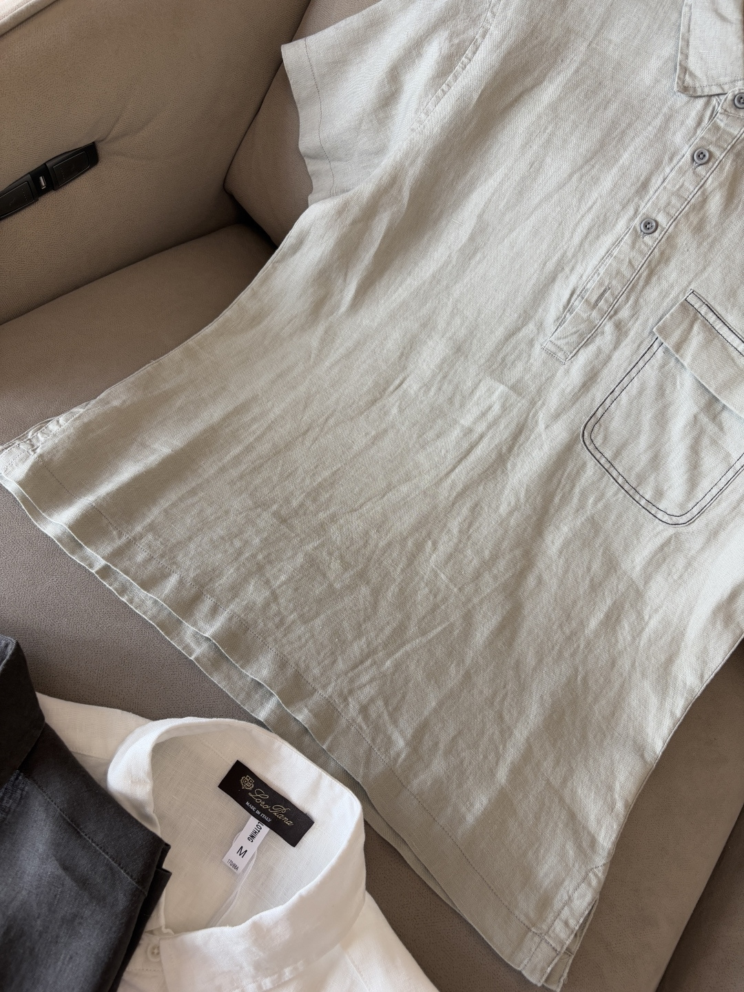 L家2025新款100%亚麻男士短袖，男装界的天花板，这款翻领麻料衫短袖精准到每一针的细腻工艺，完全区别