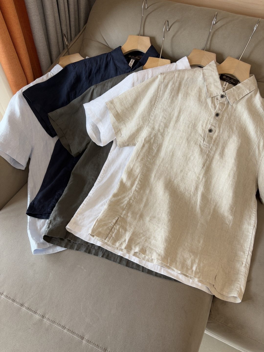 L家2025新款100%亚麻男士短袖，男装界的天花板，这款翻领麻料衫短袖精准到每一针的细腻工艺，完全区别