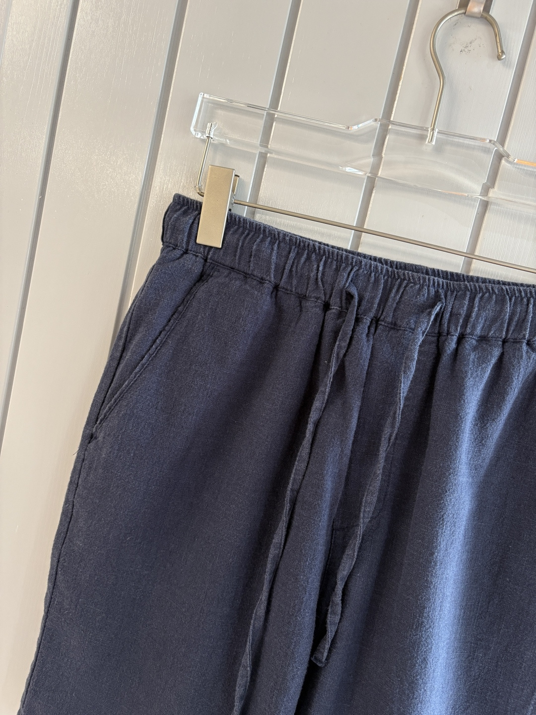 L2025年秋季新款70%苎麻30%棉简约百搭薄款透气直筒休闲短裤🩳面料柔软舒适透气&休闲百搭
尺码：M