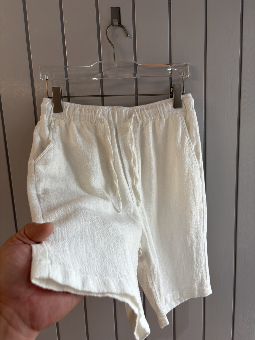 L2025年秋季新款70%苎麻30%棉简约百搭薄款透气直筒休闲短裤🩳面料柔软舒适透气&休闲百搭
尺码：M