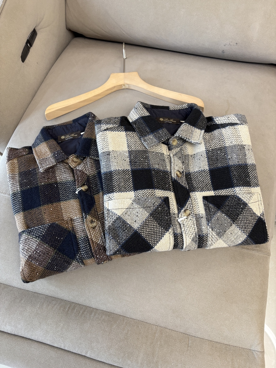 NO:510755,L's latest 2025 autumn new cotton simple and versatile casual plaid long-sleeved shirt jacket, comfortable and breathable fabric & fashionable versatile size M-4xL,, jackets & coats,alexander wang19860909L最新2025年秋季新款棉简约百搭休闲格子长袖衬衣外套,面料舒适透气&时尚百搭 尺码M-4xL,,jackets & coats,alexander wang,Men's clothing