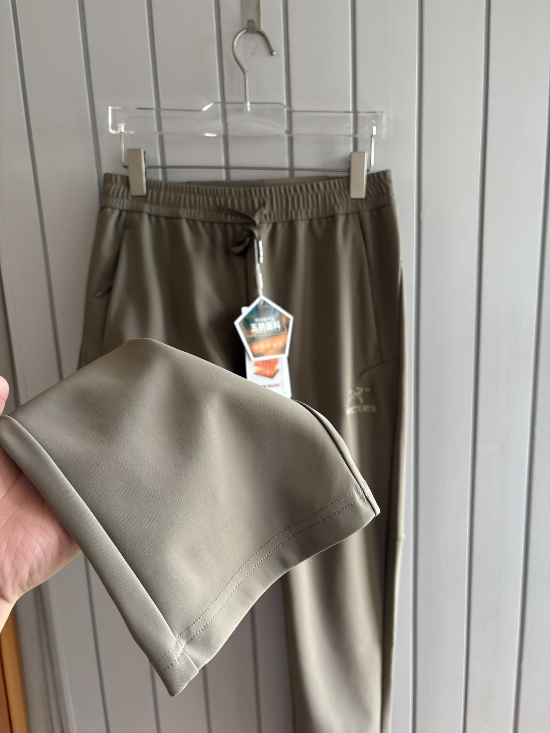 始祖2025夏季新款 秋冬休闲裤，专柜定制面料 透气舒适度高，细节无可挑剔，品牌元素设计理念，体现品质。