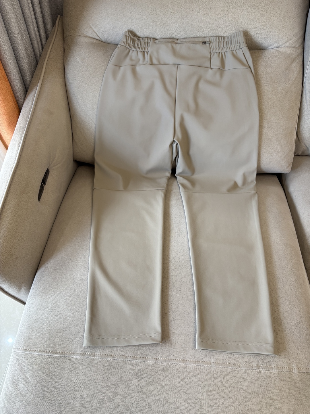 始祖2025夏季新款 秋冬休闲裤，专柜定制面料 透气舒适度高，细节无可挑剔，品牌元素设计理念，体现品质。