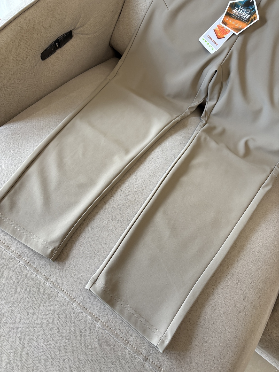 始祖2025夏季新款 秋冬休闲裤，专柜定制面料 透气舒适度高，细节无可挑剔，品牌元素设计理念，体现品质。
