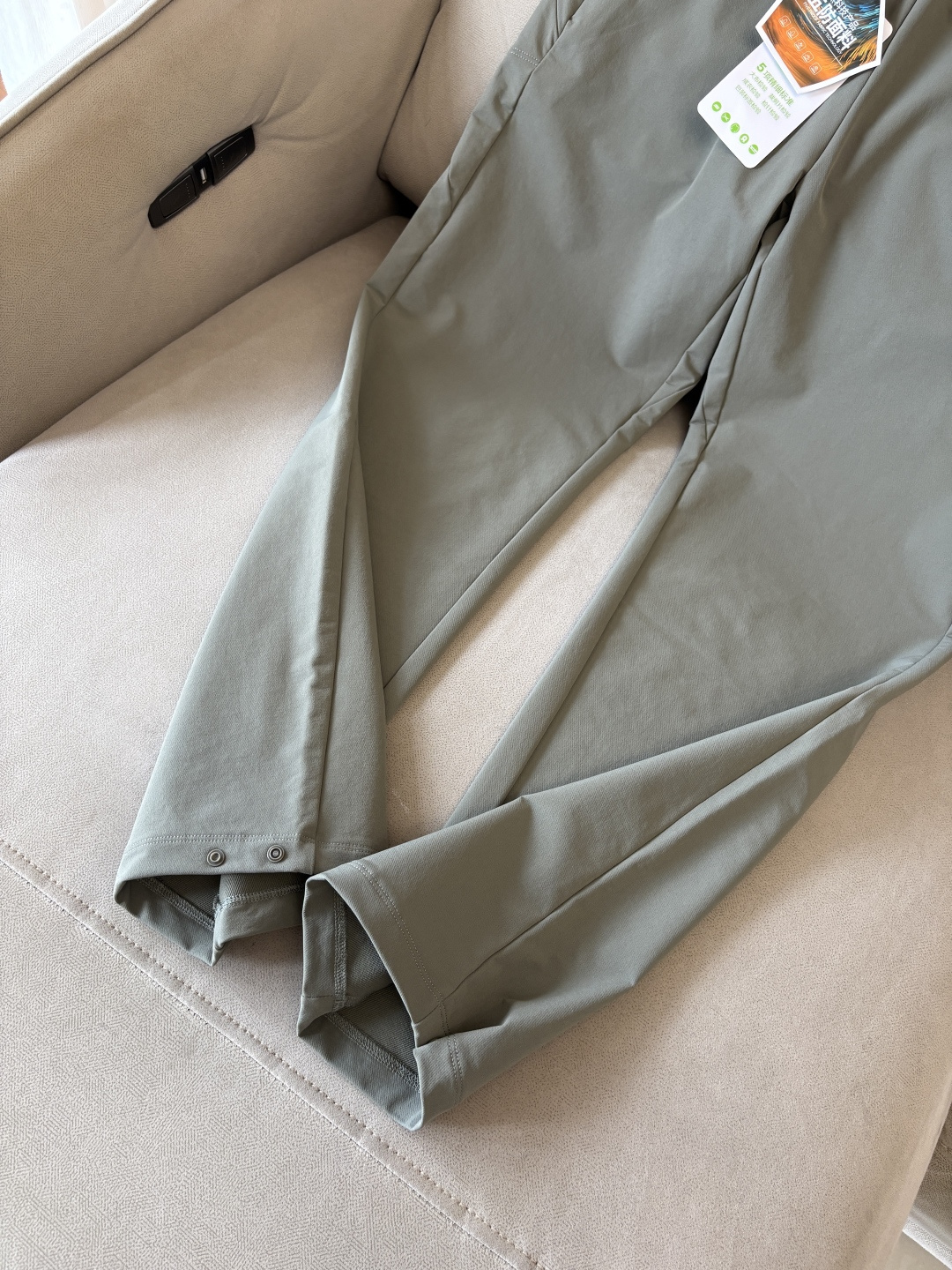 始祖2025夏季新款 秋冬休闲裤，专柜定制面料 透气舒适度高，细节无可挑剔，品牌元素设计理念，体现品质。