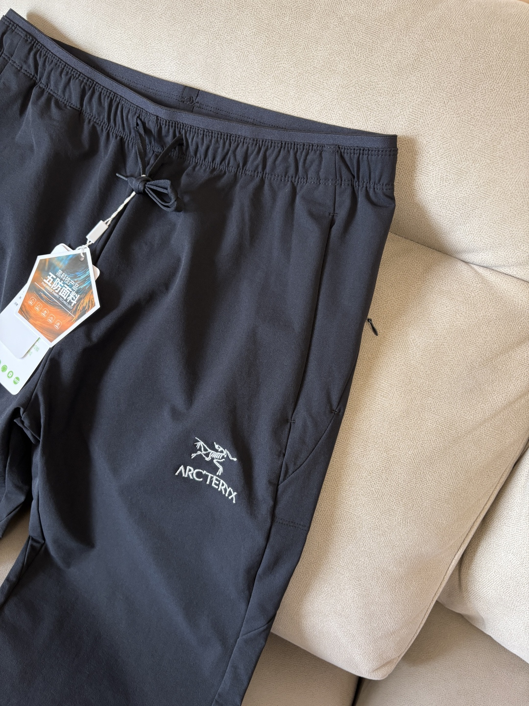 始祖2025夏季新款 秋冬休闲裤，专柜定制面料 透气舒适度高，细节无可挑剔，品牌元素设计理念，体现品质。