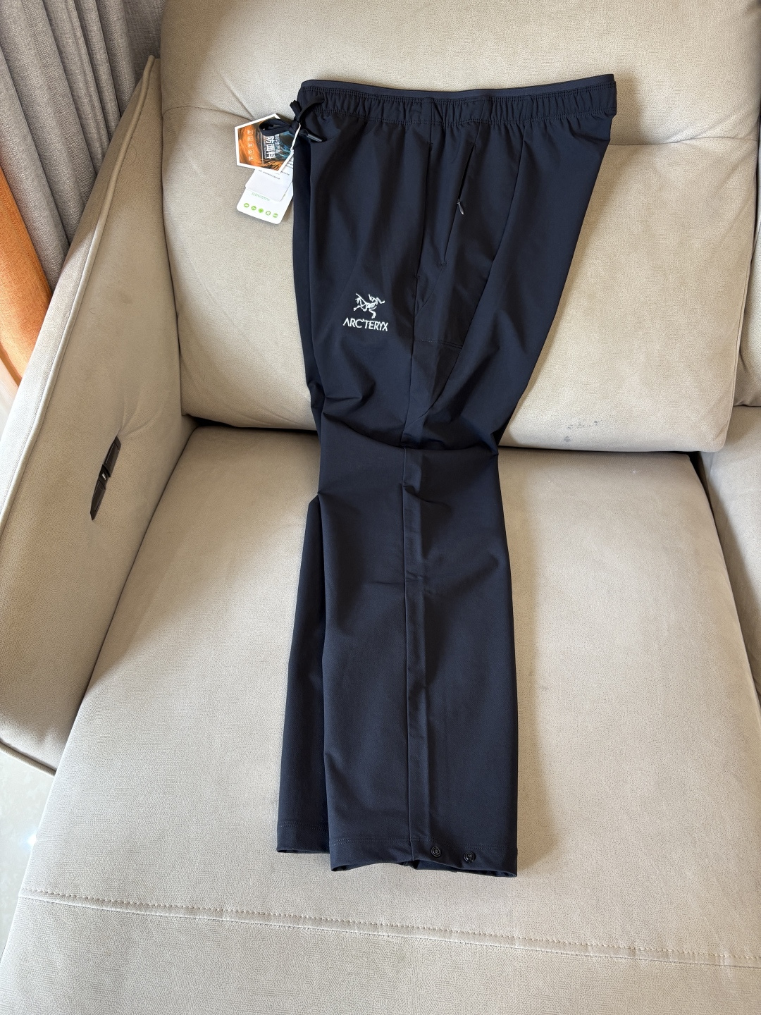 始祖2025夏季新款 秋冬休闲裤，专柜定制面料 透气舒适度高，细节无可挑剔，品牌元素设计理念，体现品质。