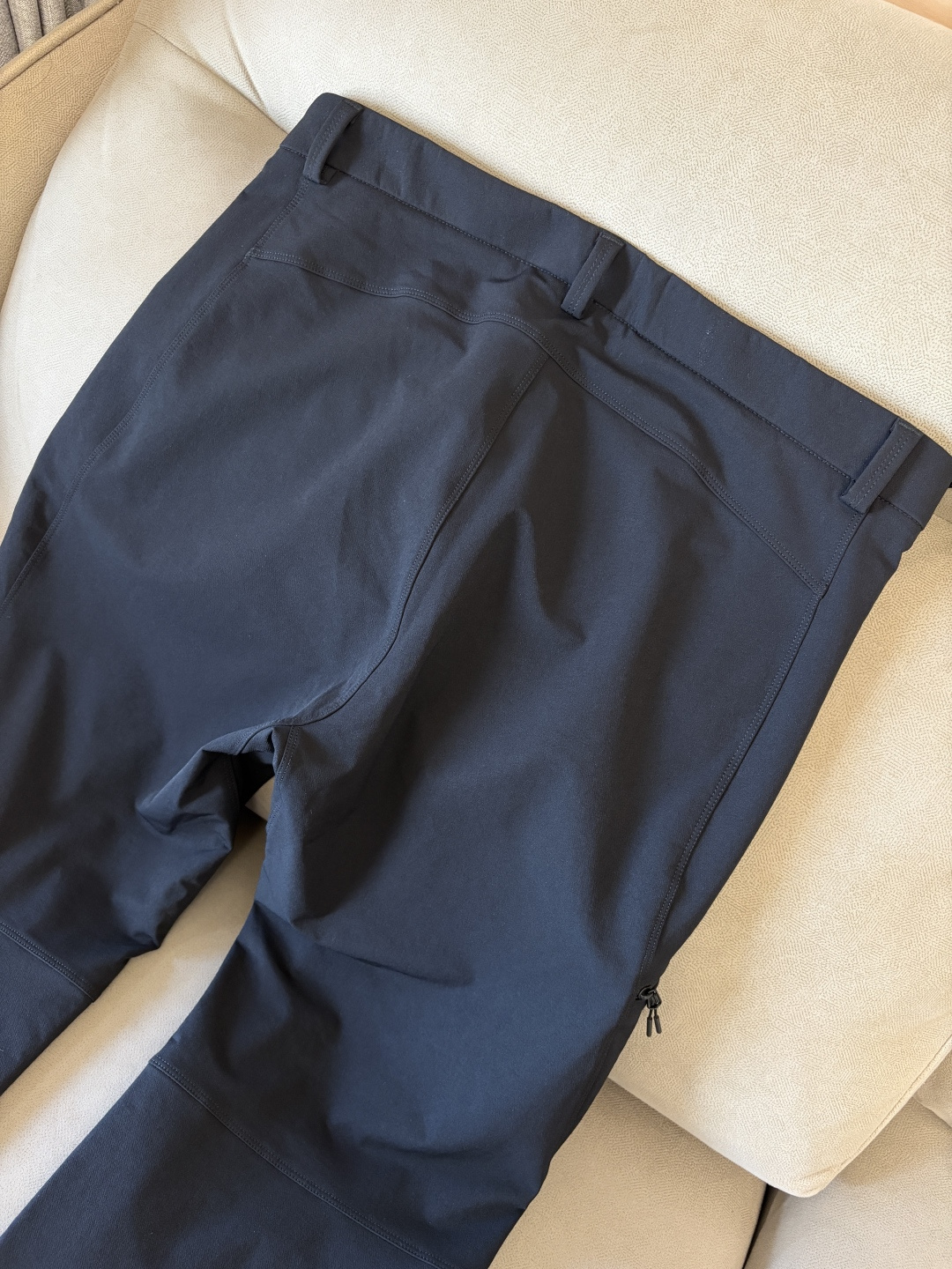 始祖2025夏季新款 秋冬休闲裤，专柜定制面料 透气舒适度高，细节无可挑剔，品牌元素设计理念，体现品质。