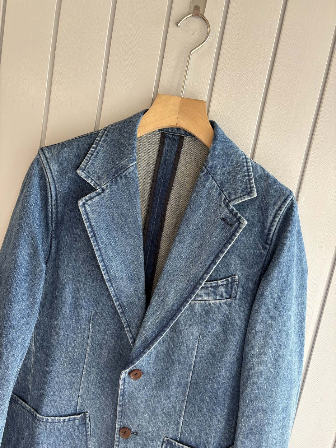 。lP🆕牛仔西装之称顶奢进口牛仔面料复古老钱风款式平驳领两粒扣斜插衬单西顶奢之选！Solbiati牛仔西