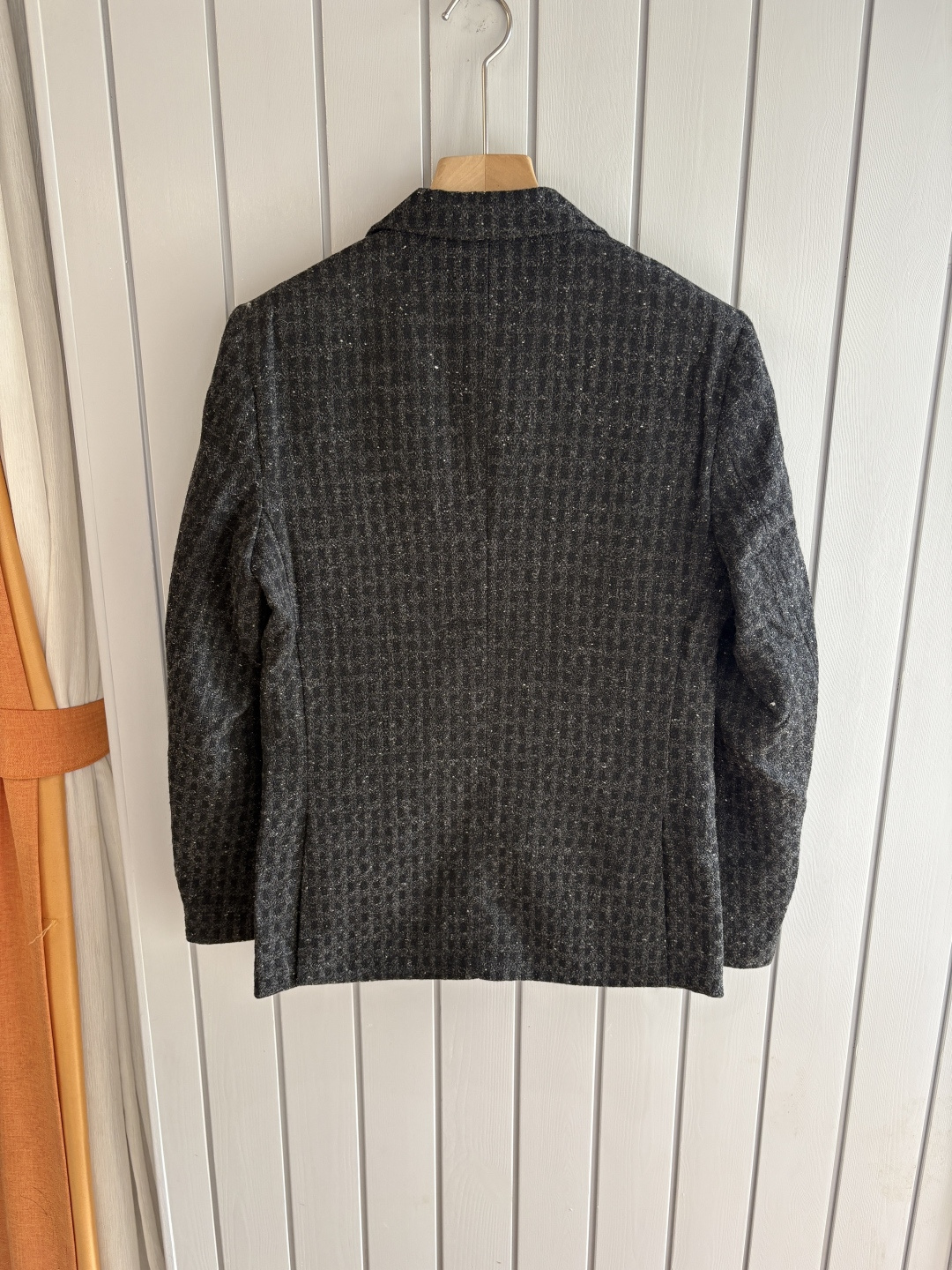 。lP🆕麻王”之称顶奢进口亚麻面料复古老钱风款式平驳领两粒扣斜插衬单西顶奢之选！Solbiati亚麻西装