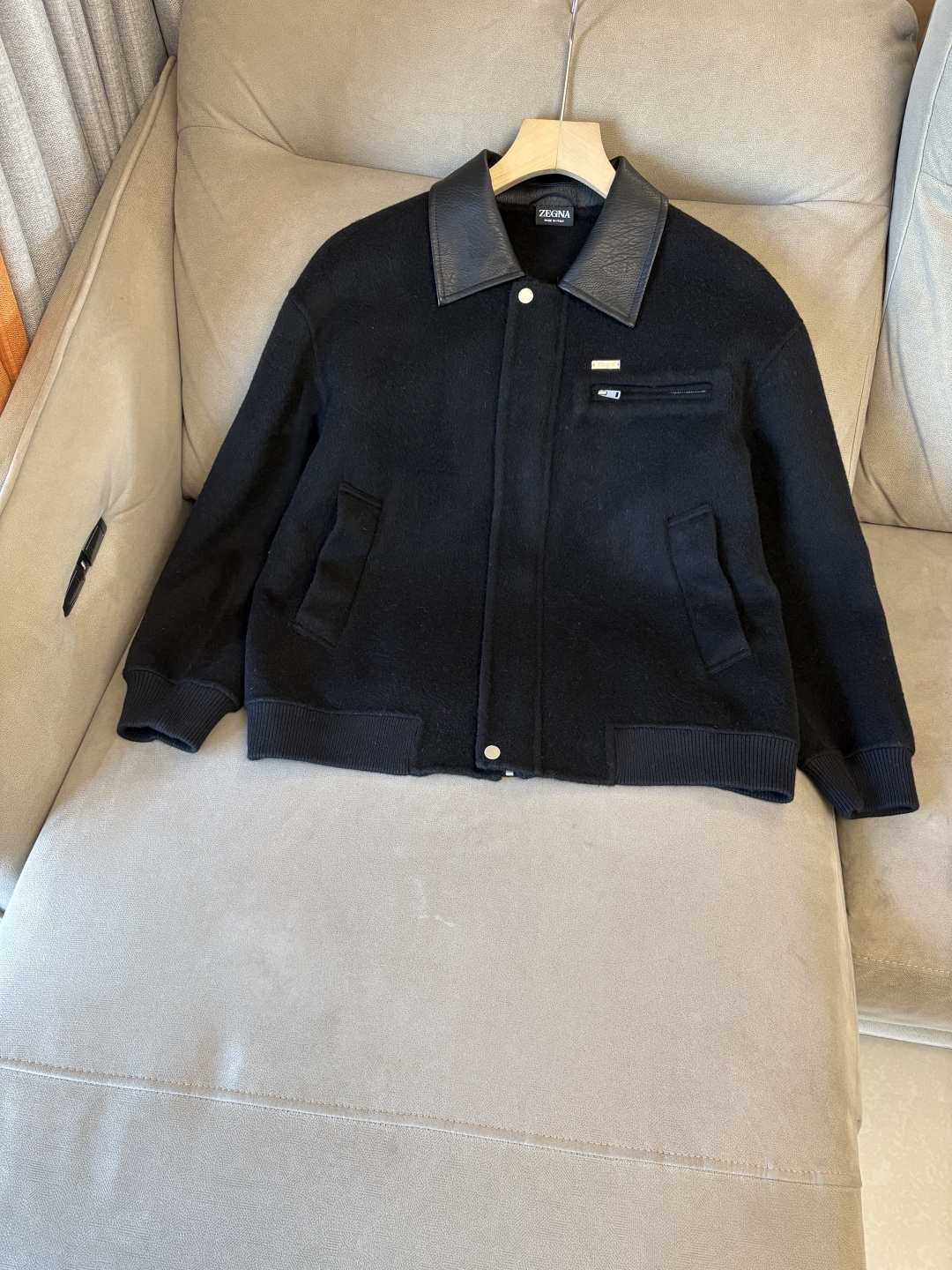 Zegna Wool-Blend Jacket, Classic Style, Warm and Comfortable for Winter