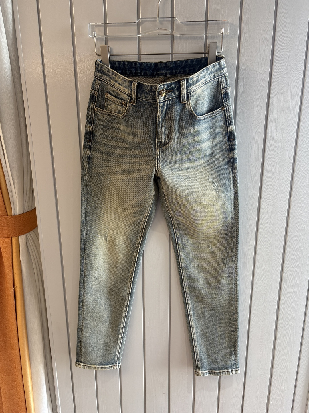 🌾退换🔥专柜🆕2025秋冬设计推荐 热卖牛仔裤🆕柔软亲肤面料 奢华头层牛皮腰牌 经典蓝洗水 专柜限量款 