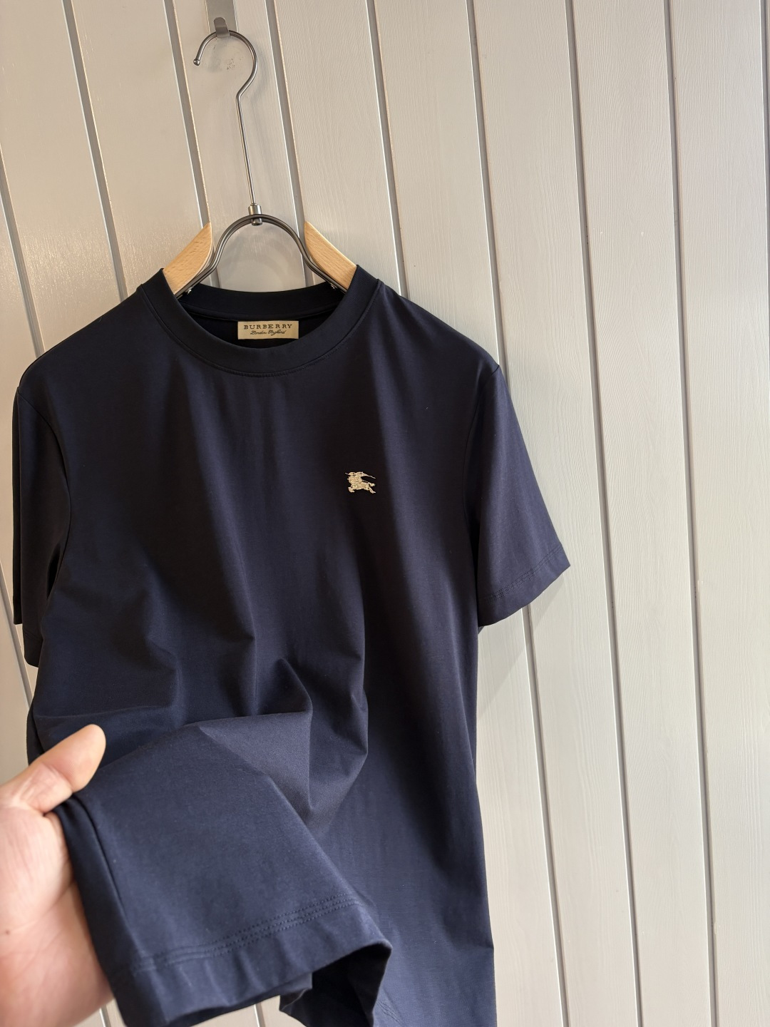 专柜2026SS春夏新款选用客供进口（48.5%的兰精莫代尔加41.5%的精疏棉加10%氨伦；有专用兰精