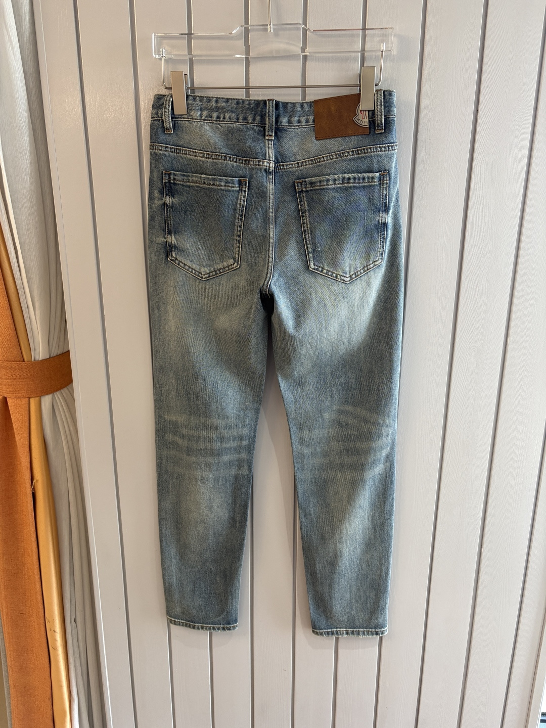 专柜🆕2026春夏设计推荐 热卖牛仔裤🆕柔软亲肤面料 奢华头层牛皮腰牌 经典蓝洗水 专柜限量款 奢华感订