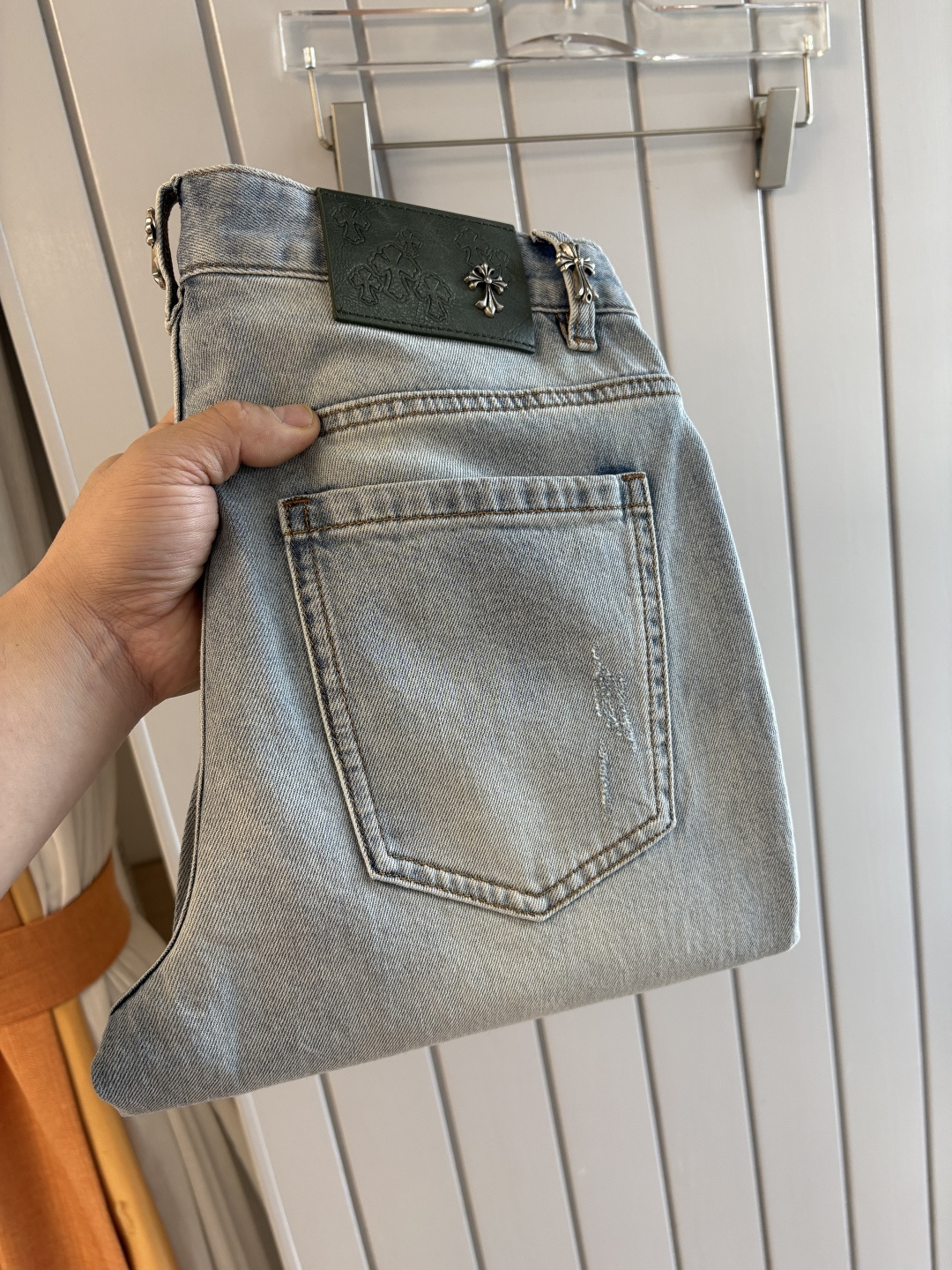 专柜🆕2026春夏设计推荐 热卖牛仔裤🆕柔软亲肤面料 奢华头层牛皮腰牌 经典蓝洗水 专柜限量款 奢华感订