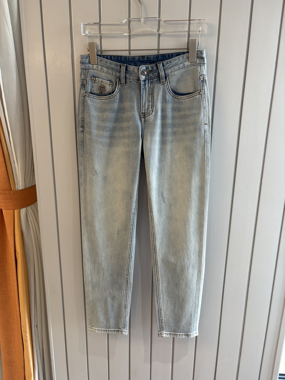 专柜🆕2026春夏设计推荐 热卖牛仔裤🆕柔软亲肤面料 奢华头层牛皮腰牌 经典蓝洗水 专柜限量款 奢华感订