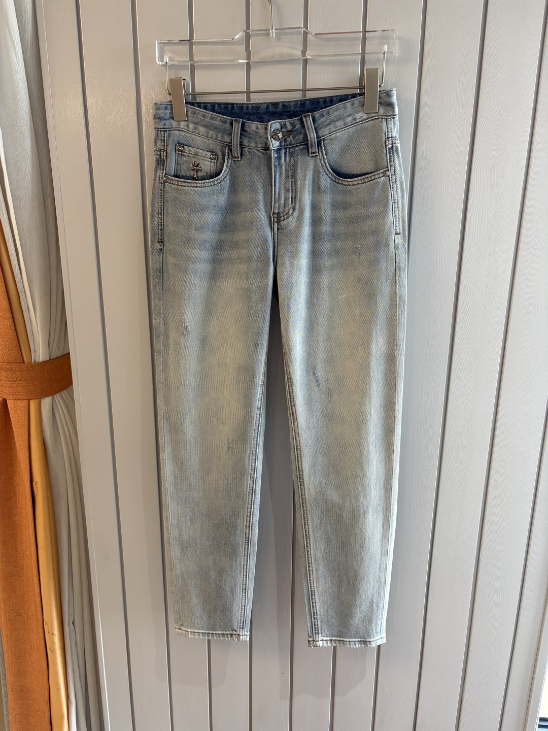 专柜🆕2026春夏设计推荐 热卖牛仔裤🆕柔软亲肤面料 奢华头层牛皮腰牌 经典蓝洗水 专柜限量款 奢华感订