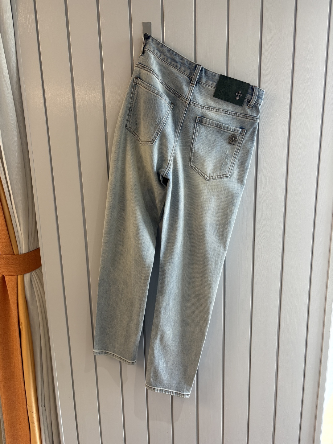 专柜🆕2026春夏设计推荐 热卖牛仔裤🆕柔软亲肤面料 奢华头层牛皮腰牌 经典蓝洗水 专柜限量款 奢华感订