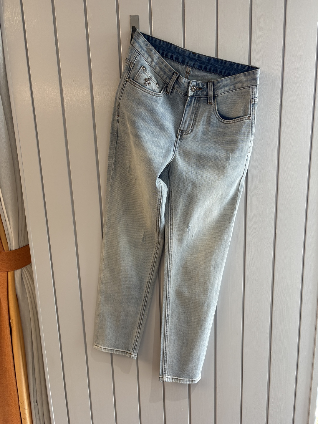 专柜🆕2026春夏设计推荐 热卖牛仔裤🆕柔软亲肤面料 奢华头层牛皮腰牌 经典蓝洗水 专柜限量款 奢华感订