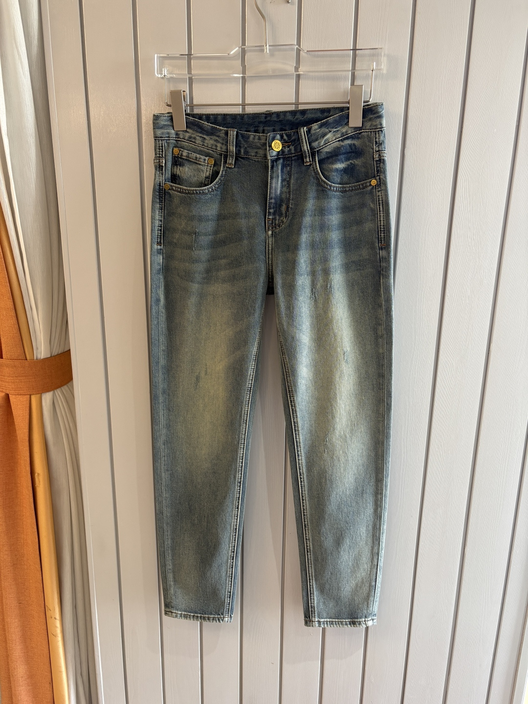 专柜🆕2026春夏设计推荐 热卖牛仔裤🆕柔软亲肤面料 奢华头层牛皮腰牌 经典蓝洗水 专柜限量款 奢华感订