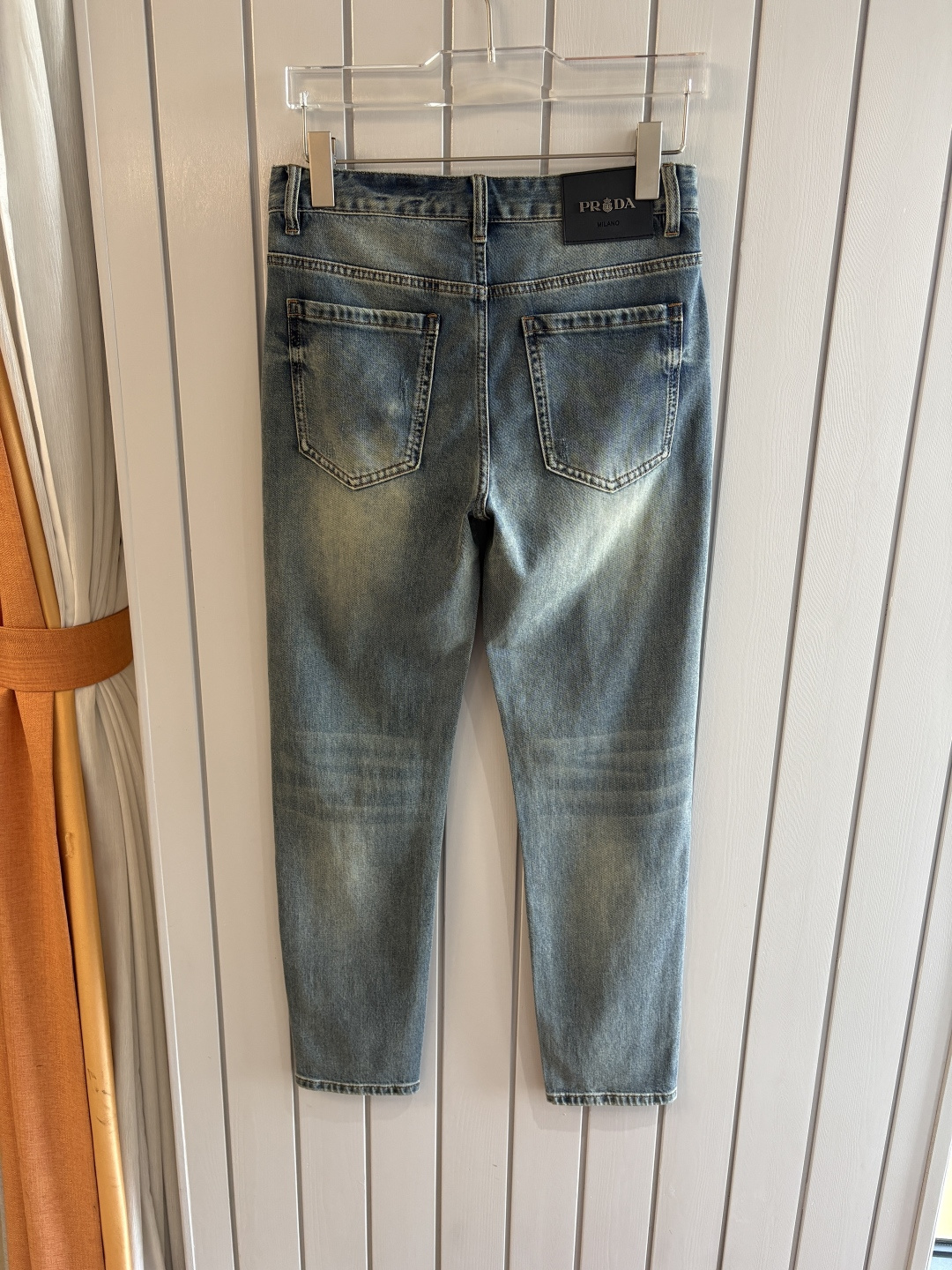 专柜🆕2026春夏设计推荐 热卖牛仔裤🆕柔软亲肤面料 奢华头层牛皮腰牌 经典蓝洗水 专柜限量款 奢华感订