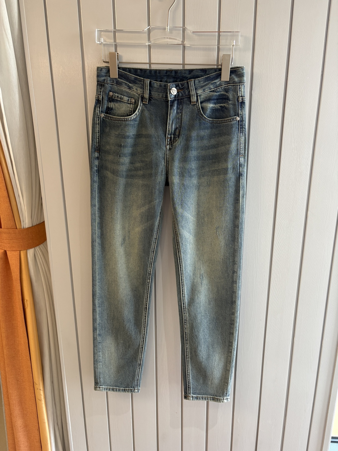 专柜🆕2026春夏设计推荐 热卖牛仔裤🆕柔软亲肤面料 奢华头层牛皮腰牌 经典蓝洗水 专柜限量款 奢华感订