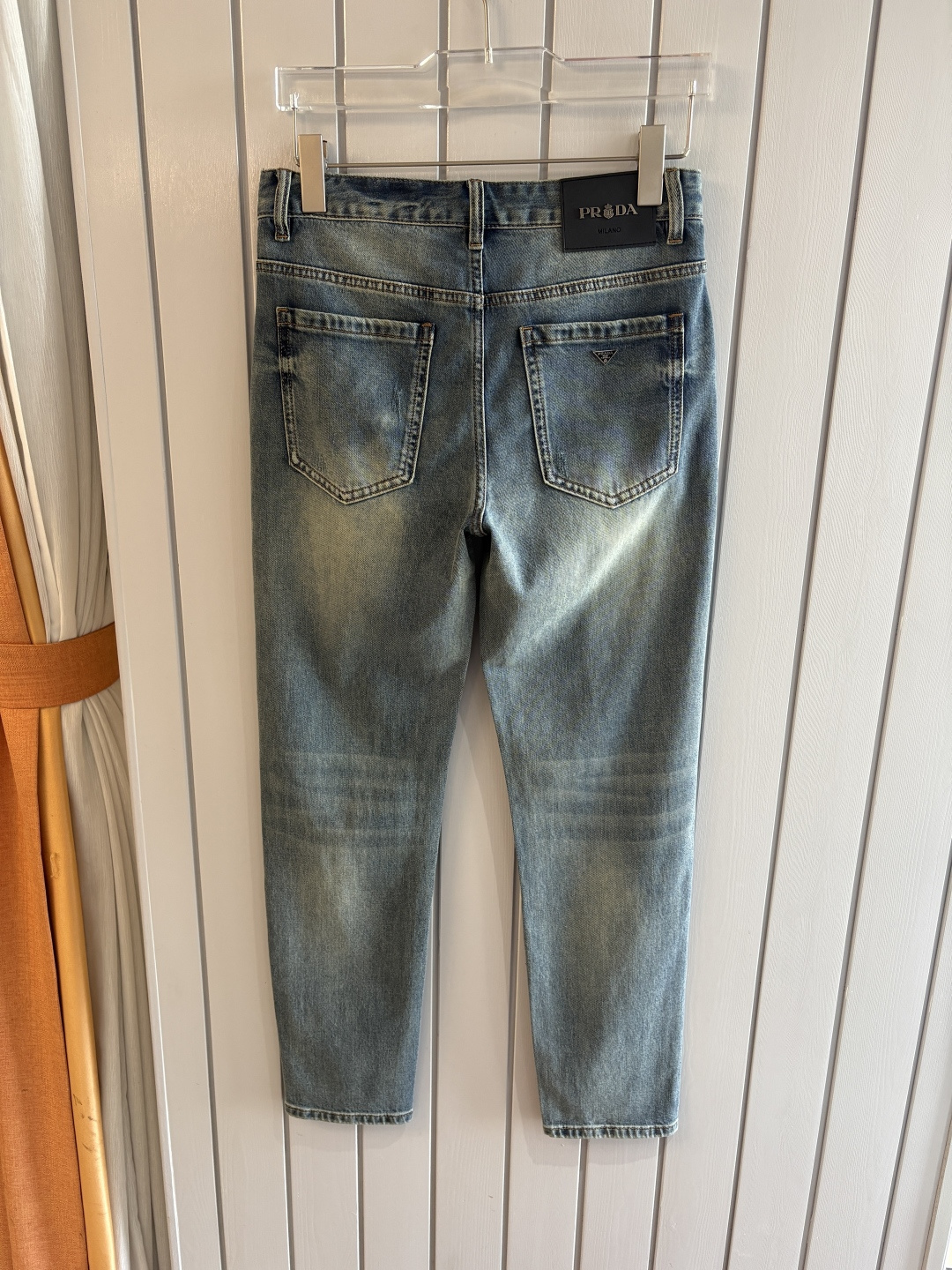 专柜🆕2026春夏设计推荐 热卖牛仔裤🆕柔软亲肤面料 奢华头层牛皮腰牌 经典蓝洗水 专柜限量款 奢华感订