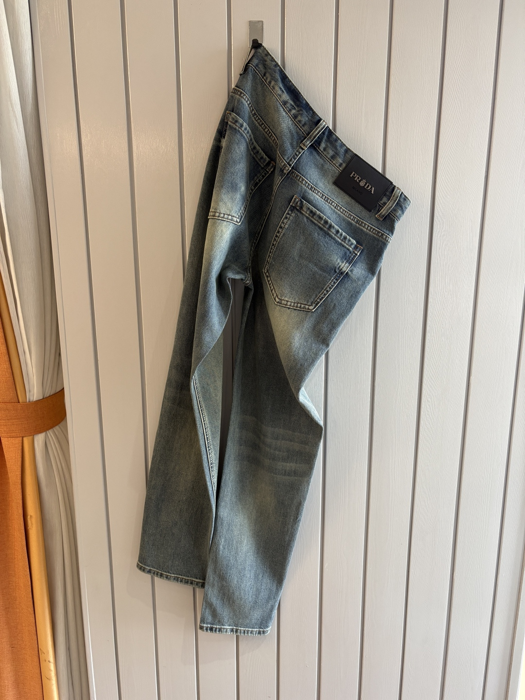 专柜🆕2026春夏设计推荐 热卖牛仔裤🆕柔软亲肤面料 奢华头层牛皮腰牌 经典蓝洗水 专柜限量款 奢华感订