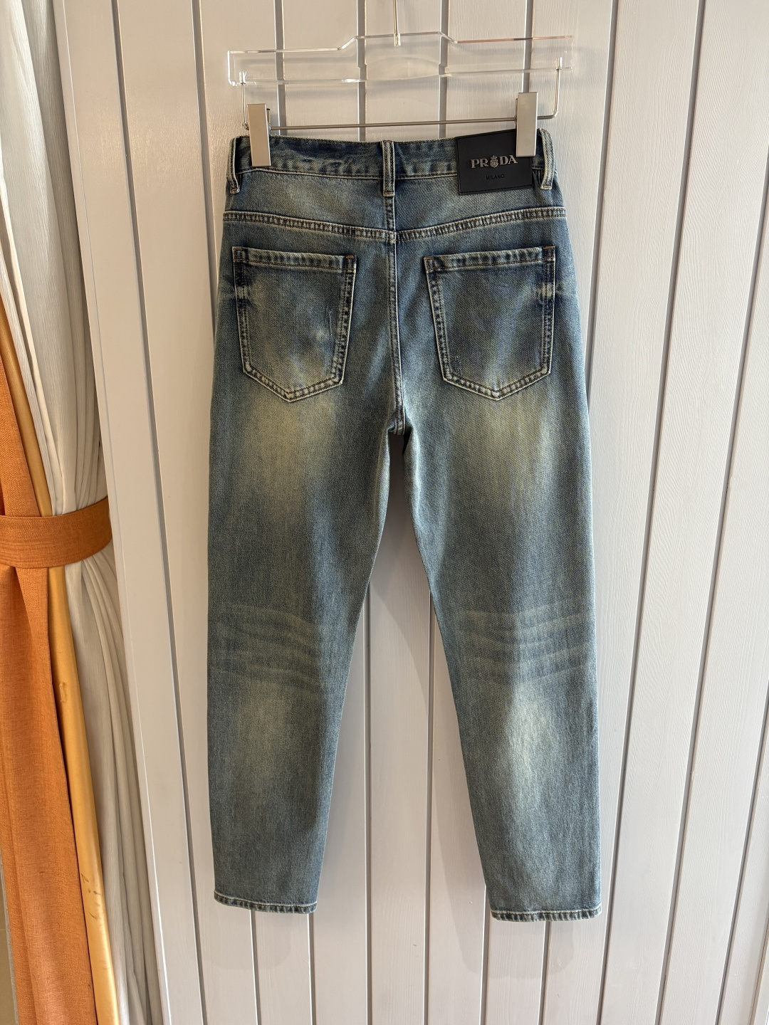 专柜🆕2026春夏设计推荐 热卖牛仔裤🆕柔软亲肤面料 奢华头层牛皮腰牌 经典蓝洗水 专柜限量款 奢华感订