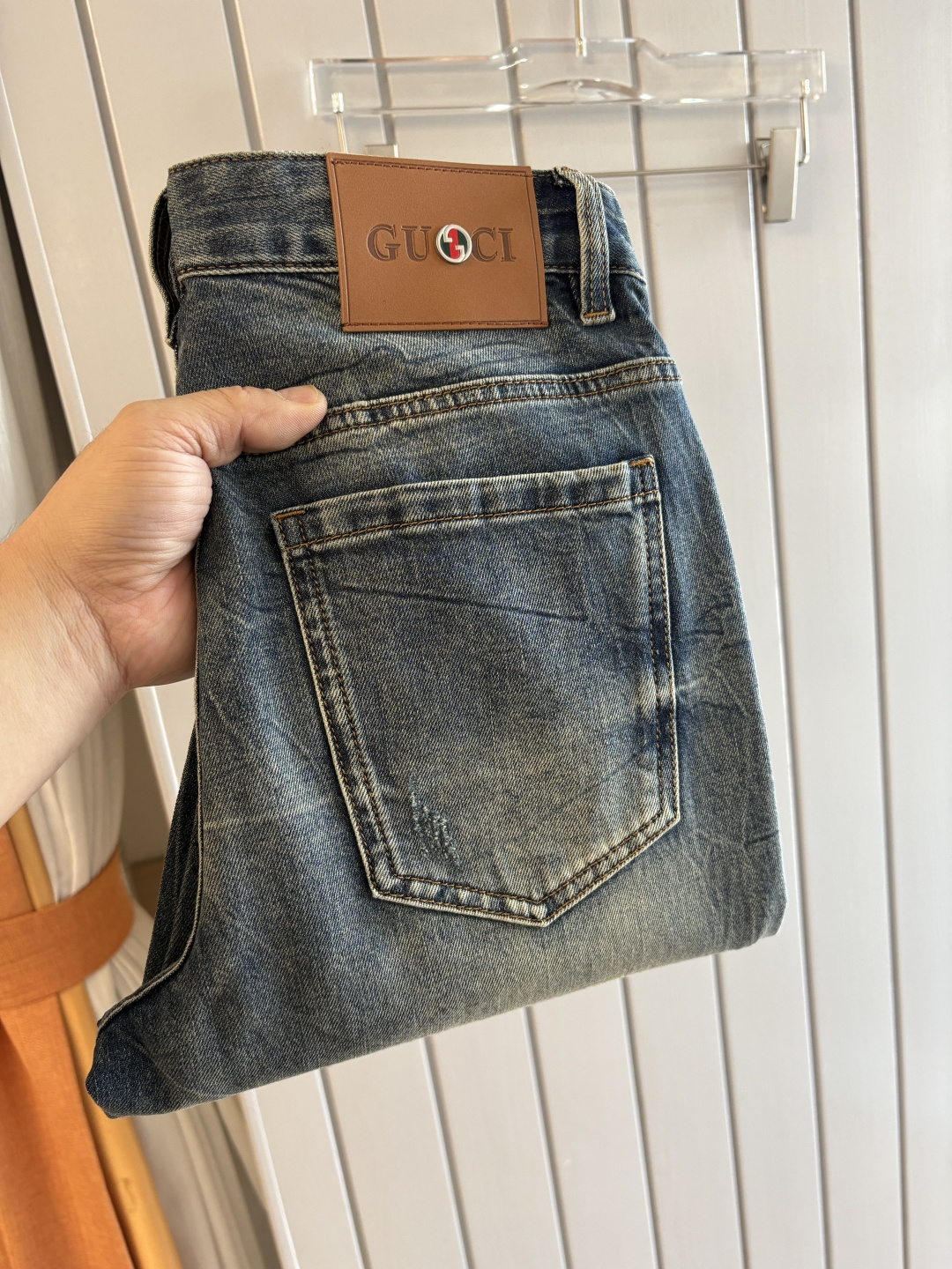 专柜🆕2026春夏设计推荐 热卖牛仔裤🆕柔软亲肤面料 奢华头层牛皮腰牌 经典蓝洗水 专柜限量款 奢华感订