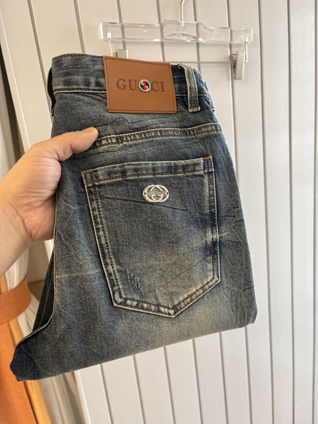 专柜🆕2026春夏设计推荐 热卖牛仔裤🆕柔软亲肤面料 奢华头层牛皮腰牌 经典蓝洗水 专柜限量款 奢华感订