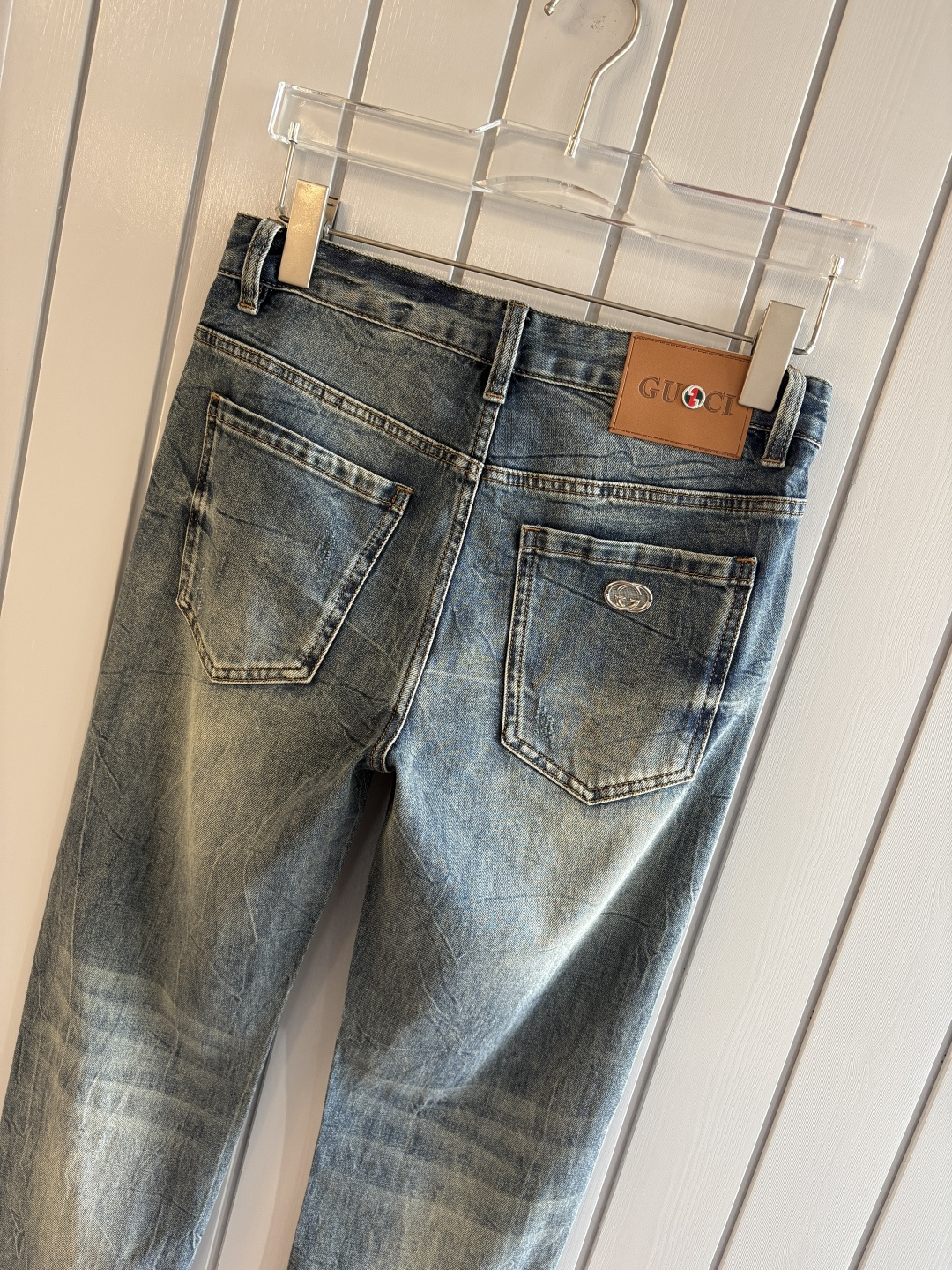 专柜🆕2026春夏设计推荐 热卖牛仔裤🆕柔软亲肤面料 奢华头层牛皮腰牌 经典蓝洗水 专柜限量款 奢华感订