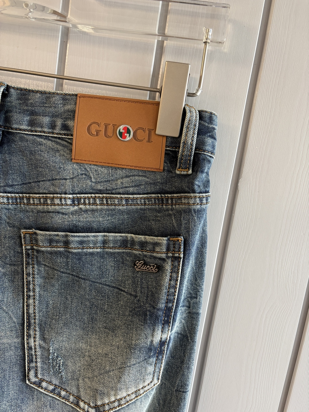 专柜🆕2026春夏设计推荐 热卖牛仔裤🆕柔软亲肤面料 奢华头层牛皮腰牌 经典蓝洗水 专柜限量款 奢华感订