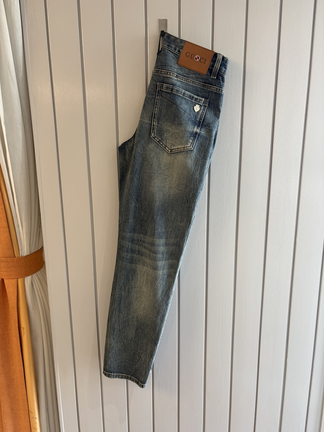 专柜🆕2026春夏设计推荐 热卖牛仔裤🆕柔软亲肤面料 奢华头层牛皮腰牌 经典蓝洗水 专柜限量款 奢华感订