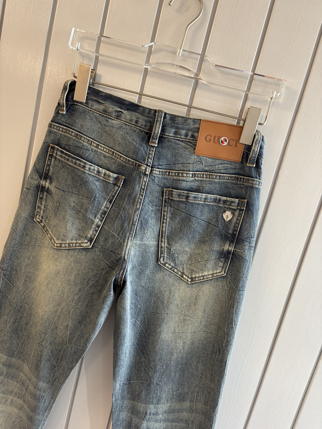 专柜🆕2026春夏设计推荐 热卖牛仔裤🆕柔软亲肤面料 奢华头层牛皮腰牌 经典蓝洗水 专柜限量款 奢华感订