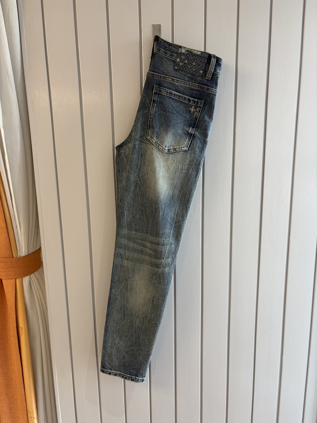 专柜🆕2026春夏设计推荐 热卖牛仔裤🆕柔软亲肤面料 奢华头层牛皮腰牌 经典蓝洗水 专柜限量款 奢华感订