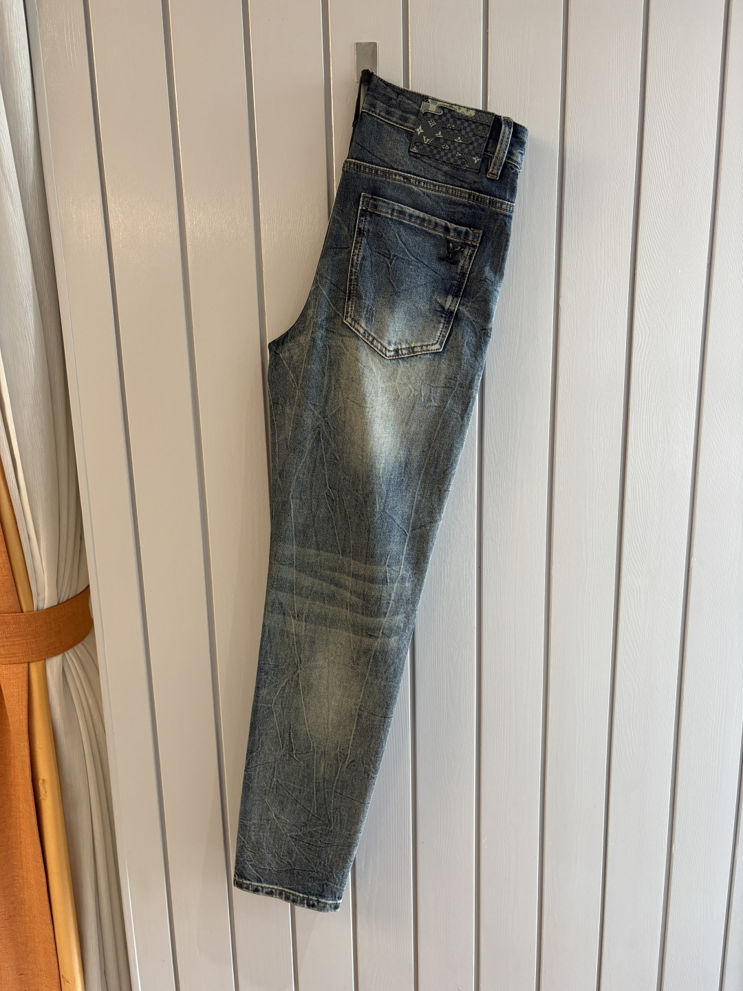 专柜🆕2026春夏设计推荐 热卖牛仔裤🆕柔软亲肤面料 奢华头层牛皮腰牌 经典蓝洗水 专柜限量款 奢华感订