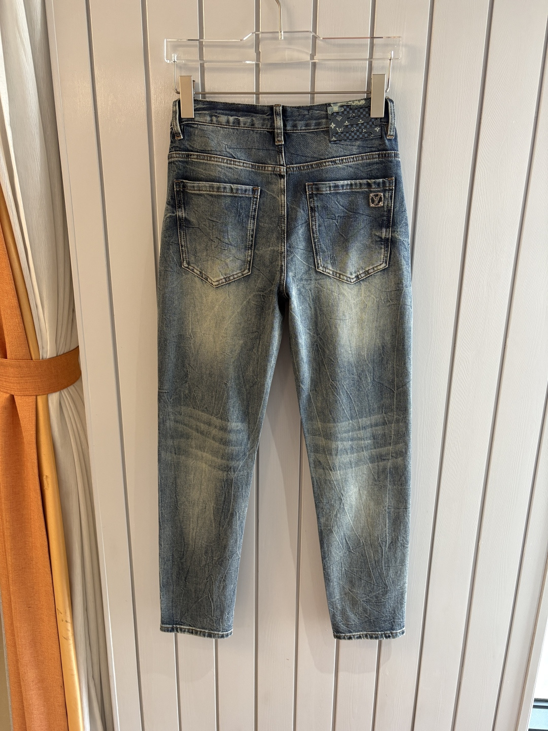 专柜🆕2026春夏设计推荐 热卖牛仔裤🆕柔软亲肤面料 奢华头层牛皮腰牌 经典蓝洗水 专柜限量款 奢华感订