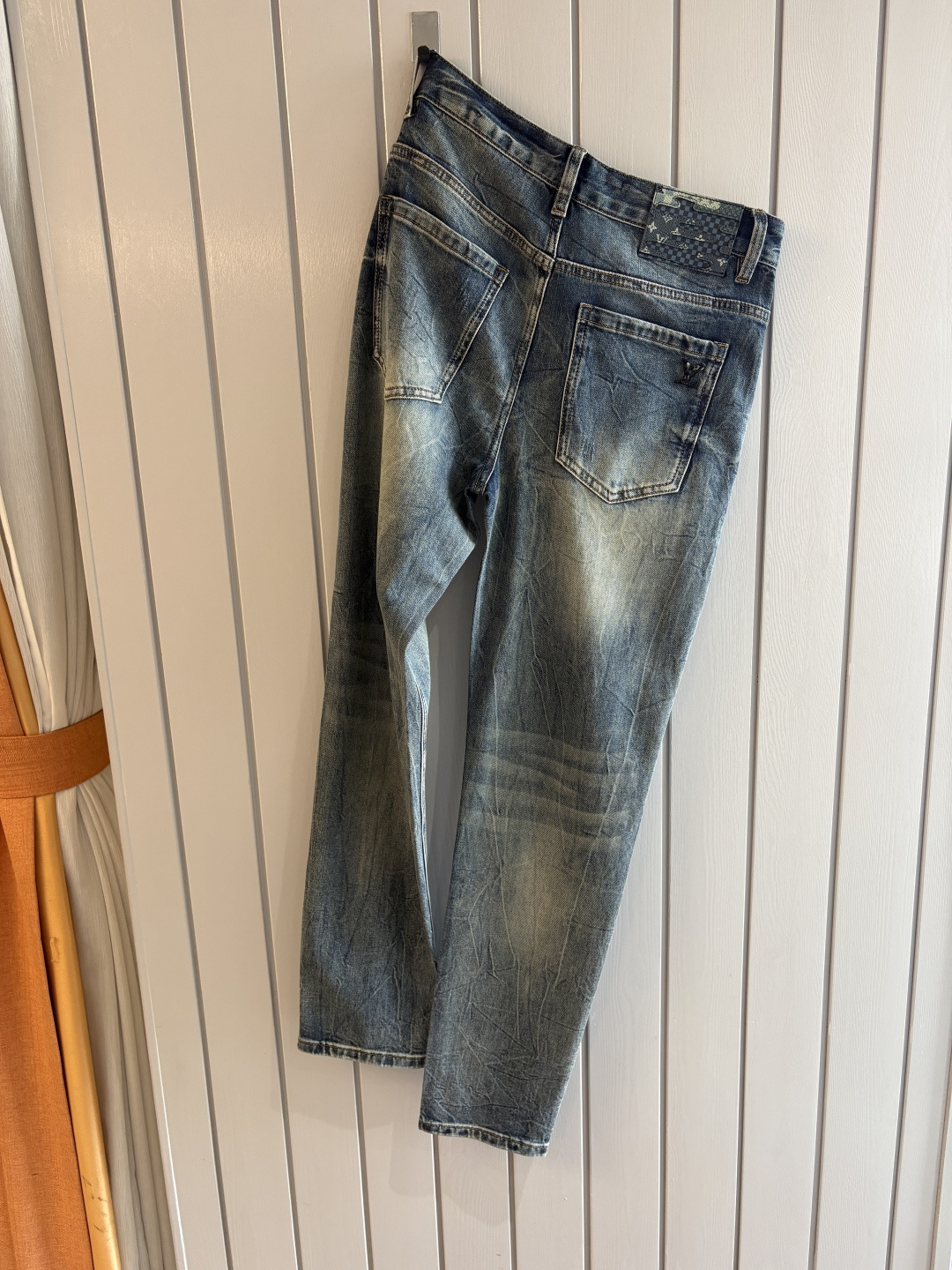 专柜🆕2026春夏设计推荐 热卖牛仔裤🆕柔软亲肤面料 奢华头层牛皮腰牌 经典蓝洗水 专柜限量款 奢华感订