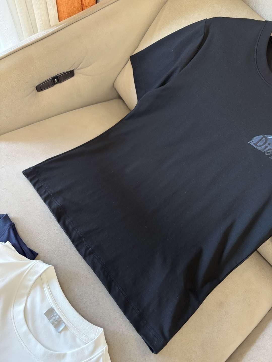 专柜2026SS春夏新款选用客供进口（48.5%的兰精莫代尔加41.5%的精疏棉加10%氨伦；有专用兰精